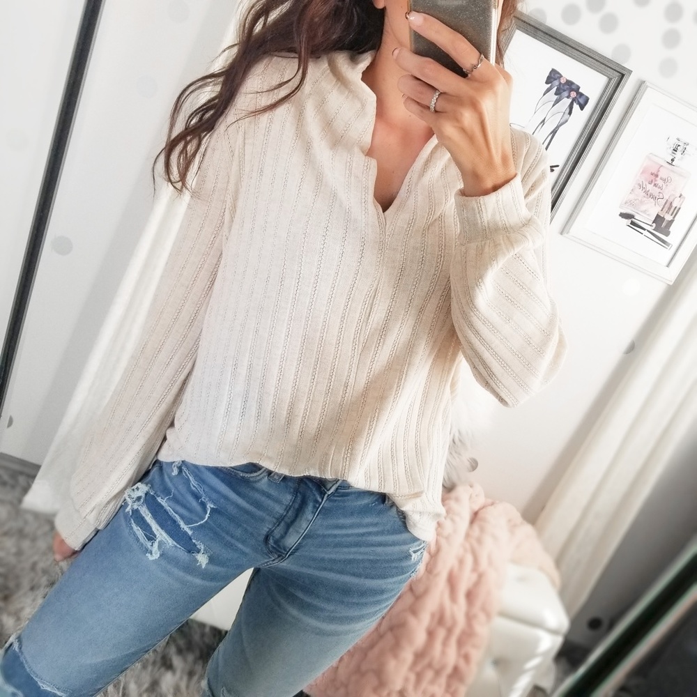 Last1️⃣ Taupe Pointelle Rib Knit V-Neck Lightweight Long Sleeve Top Spring Tops - Picture 2 of 8